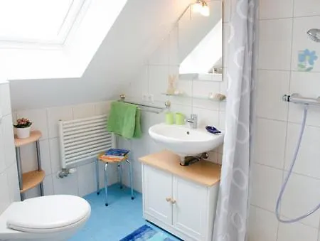 Ferienwohnung Stockrose Middelhagen Eksteriør billede
